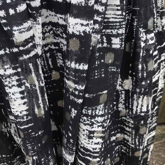 Calvin Klein Black/Gray/Sliver Strapless Formal Dress - Size 4 - Picture 2 of 5